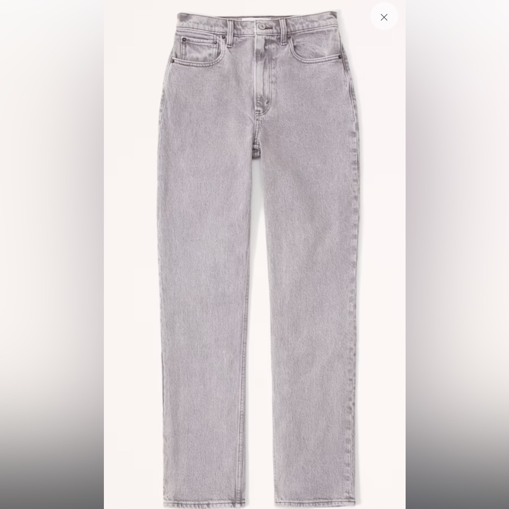 A&F Curve Love Ultra High Rise 90s Straight Jean (2S) in Grey.